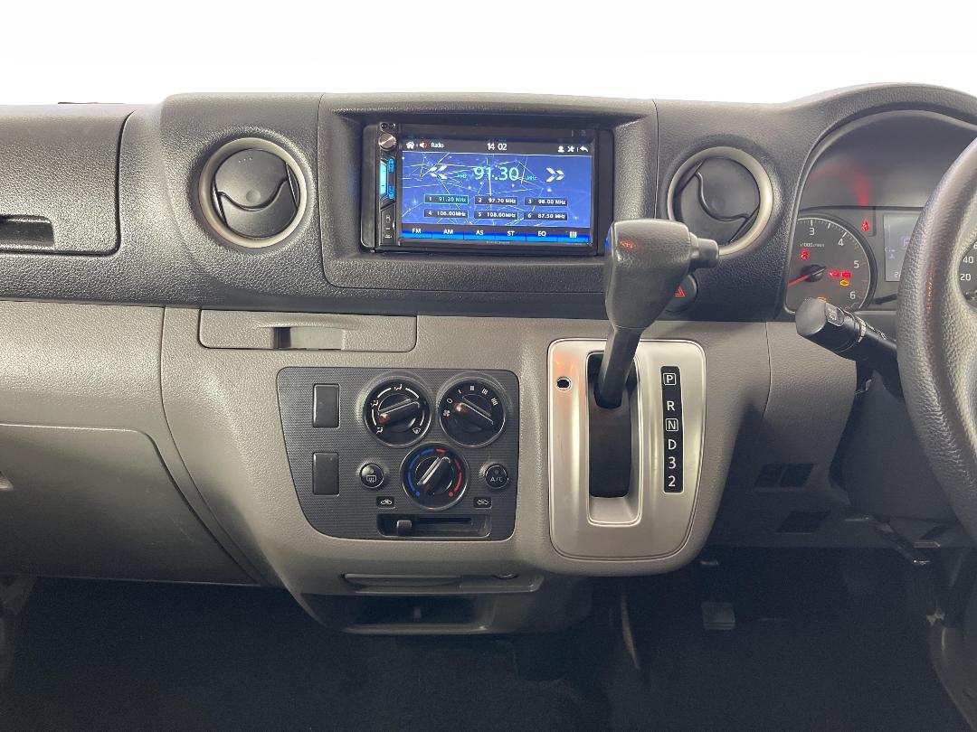 Photo '18' of Nissan NV350 Photo '18' of Nissan NV350