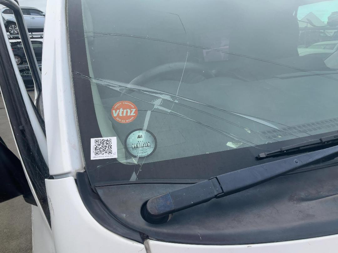 Photo '9' of Nissan NV350 Caravan