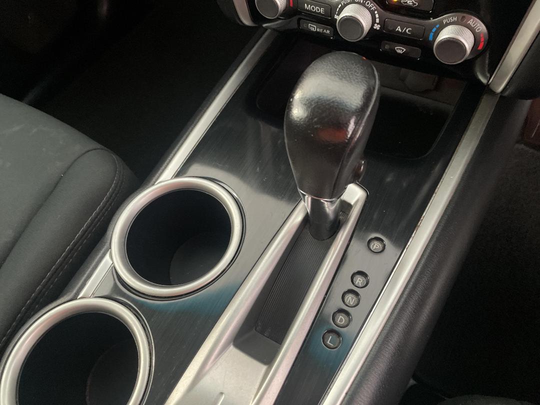 Photo '33' of Nissan Pathfinder Photo '33' of Nissan Pathfinder