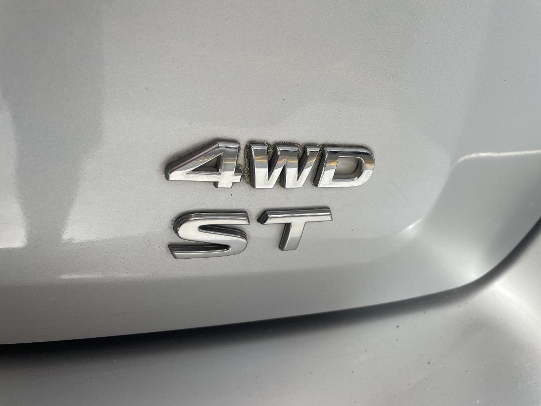 Photo '38' of Nissan Pathfinder Photo '38' of Nissan Pathfinder