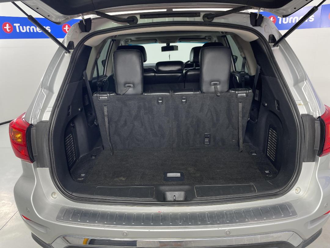 Photo '14' of Nissan Pathfinder Photo '14' of Nissan Pathfinder