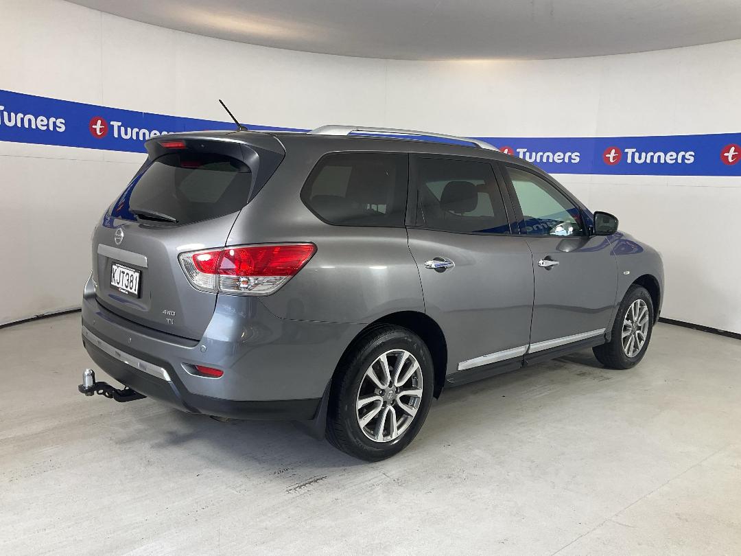 Photo '7' of Nissan Pathfinder