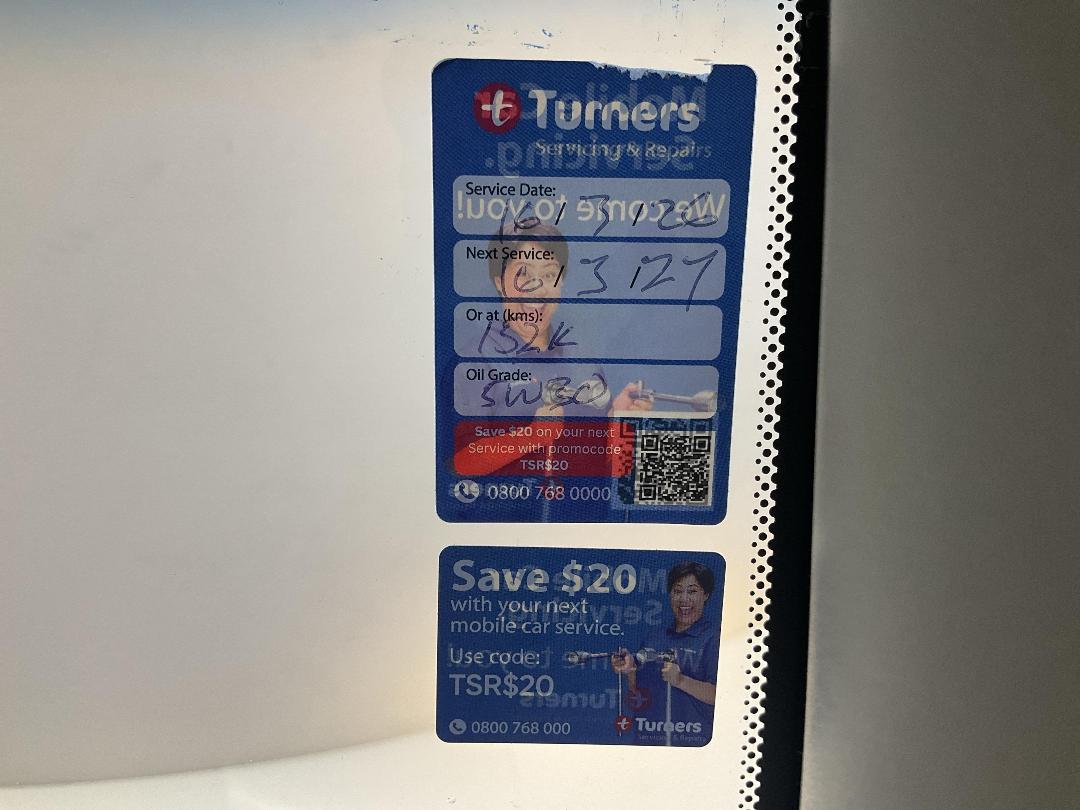 Photo '23' of Nissan Pathfinder