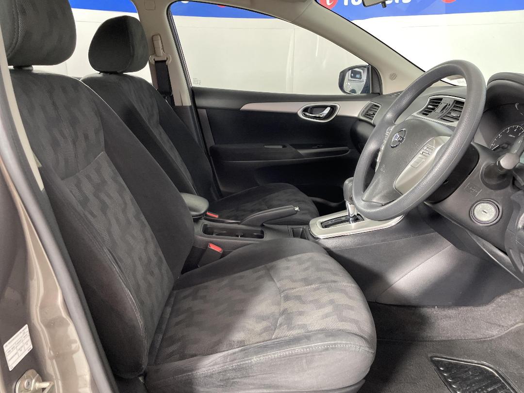 Photo '16' of Nissan Pulsar