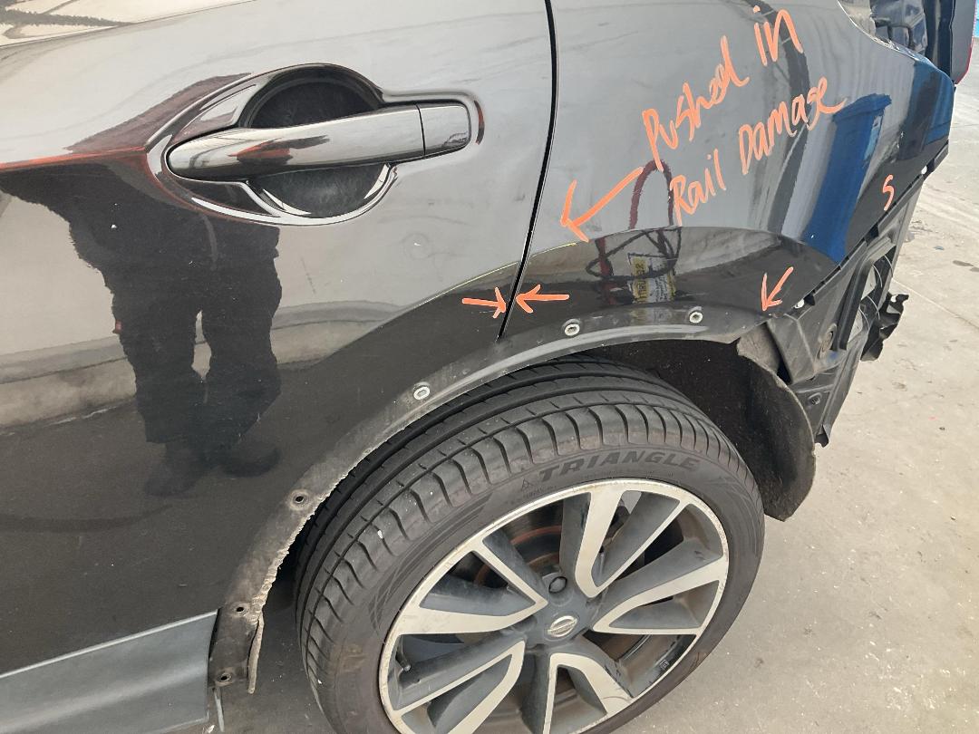 Photo '10' of Nissan Qashqai TI Photo '10' of Nissan Qashqai TI