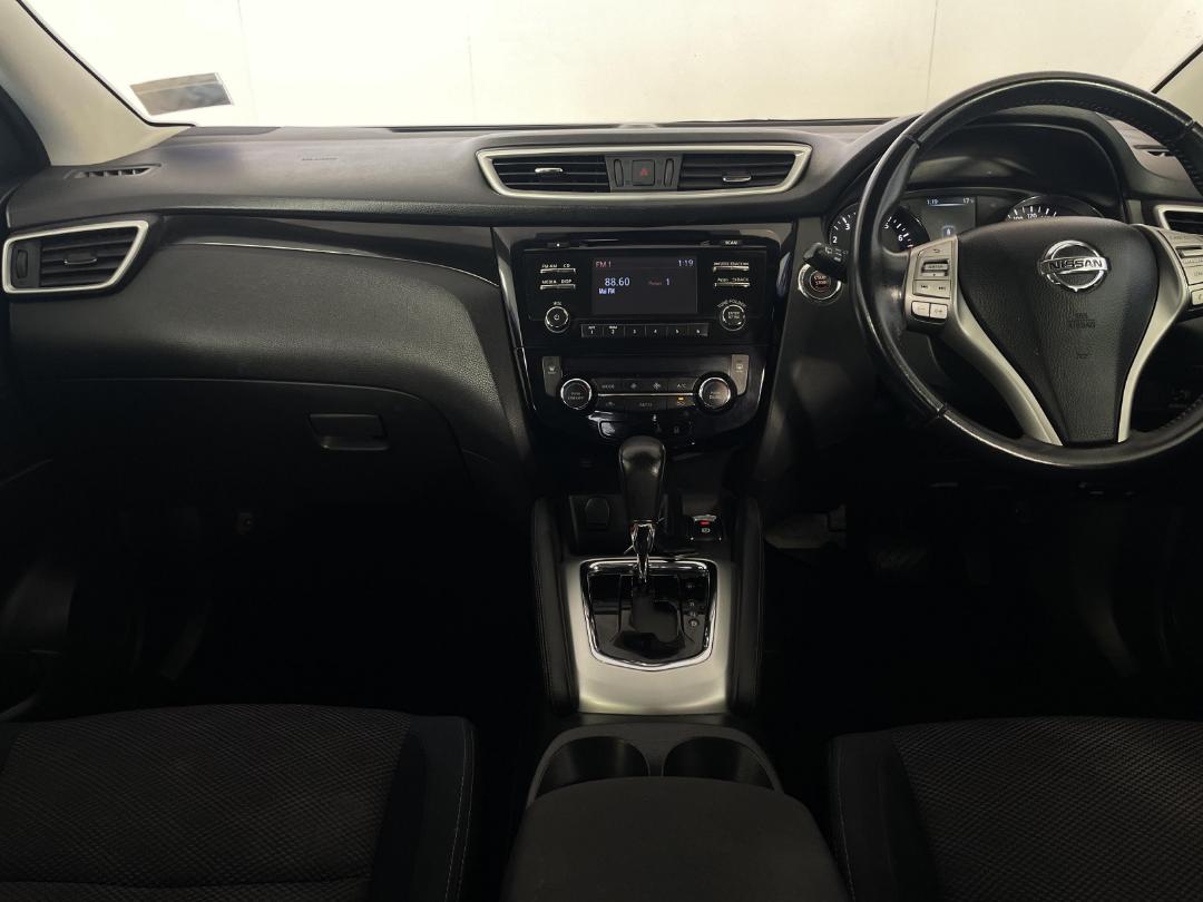 Photo '18' of Nissan Qashqai