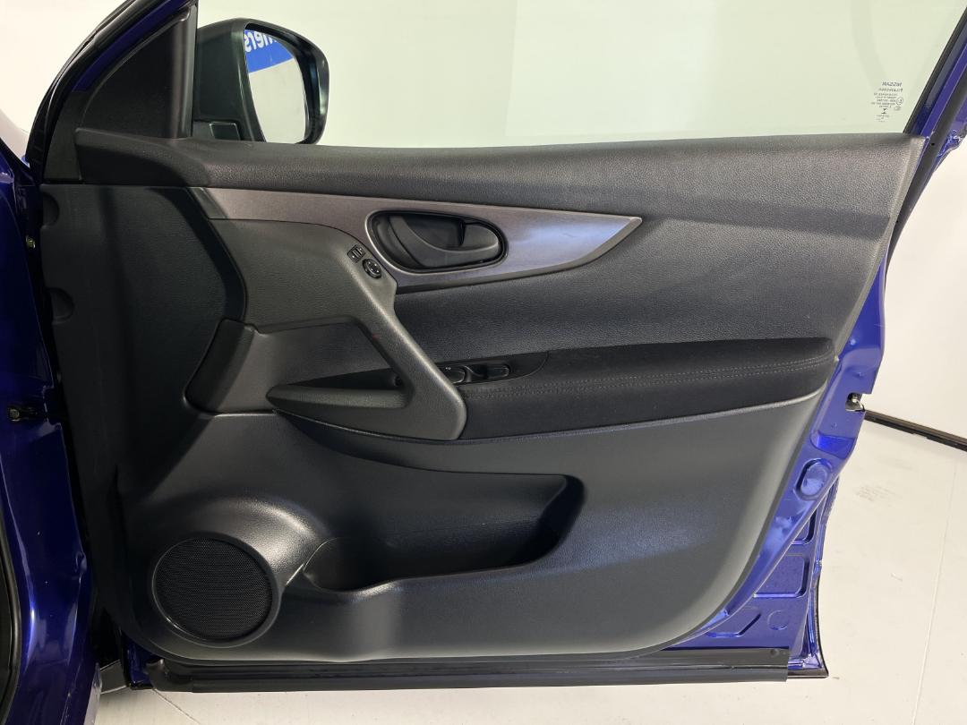 Photo '15' of Nissan Qashqai