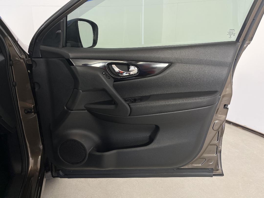 Photo '15' of Nissan Qashqai