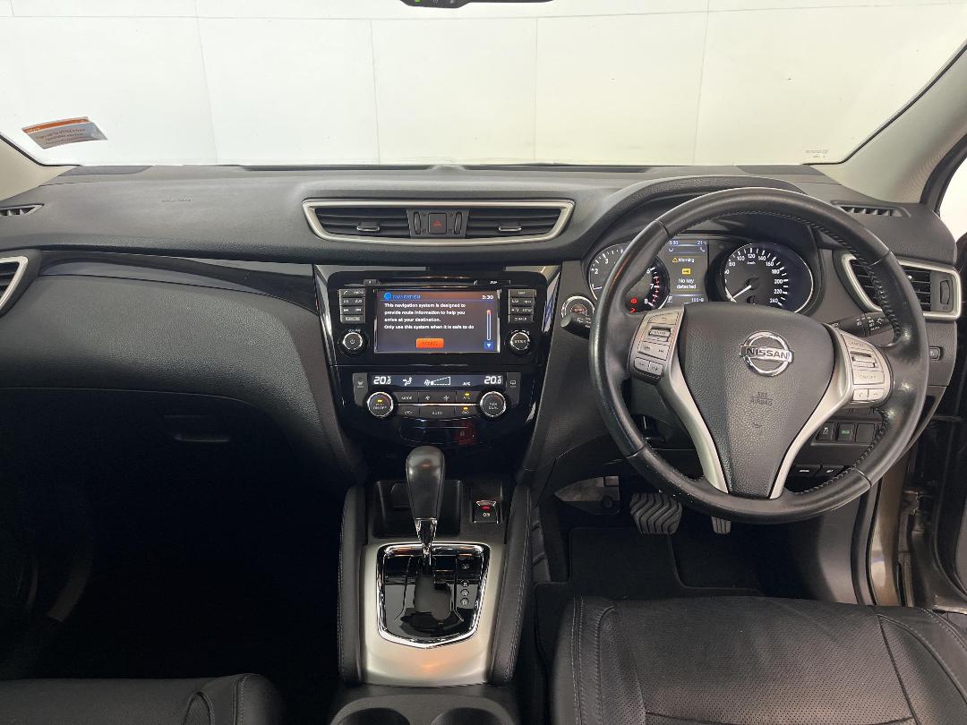 Photo '17' of Nissan Qashqai