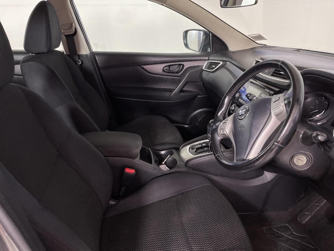 Photo '16' of Nissan Qashqai