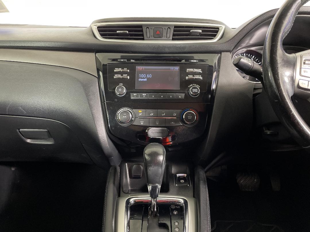 Photo '18' of Nissan Qashqai