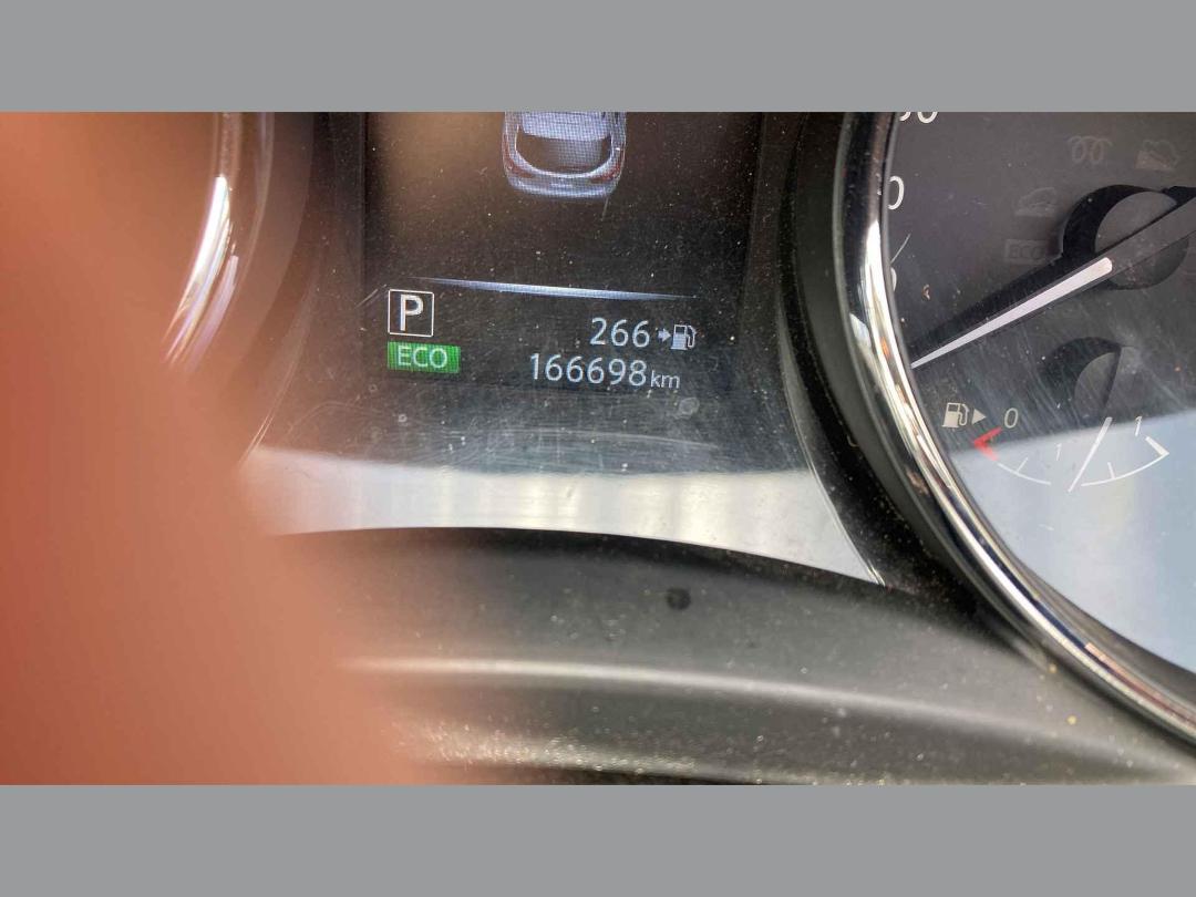 Photo '45' of Nissan Qashqai ST Photo '45' of Nissan Qashqai ST