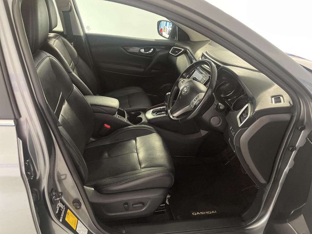 Photo '16' of Nissan Qashqai