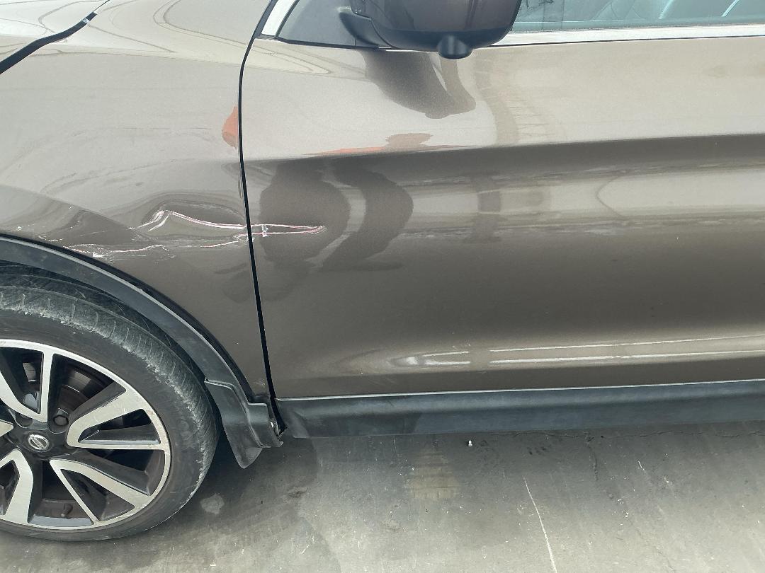 Photo '8' of Nissan Qashqai TI Photo '8' of Nissan Qashqai TI