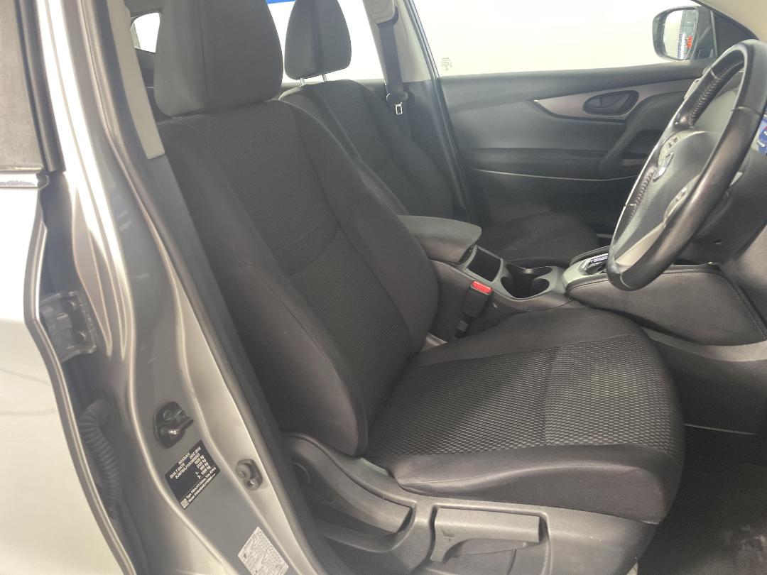 Photo '16' of Nissan Qashqai