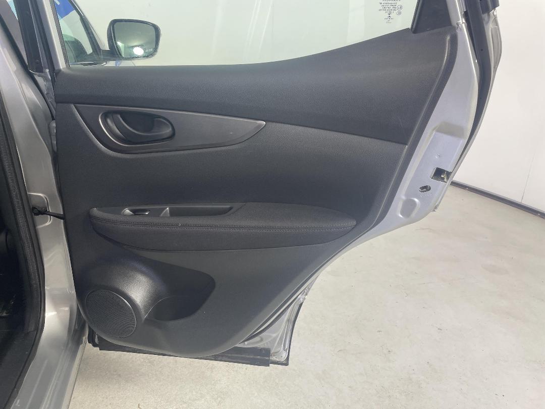 Photo '19' of Nissan Qashqai