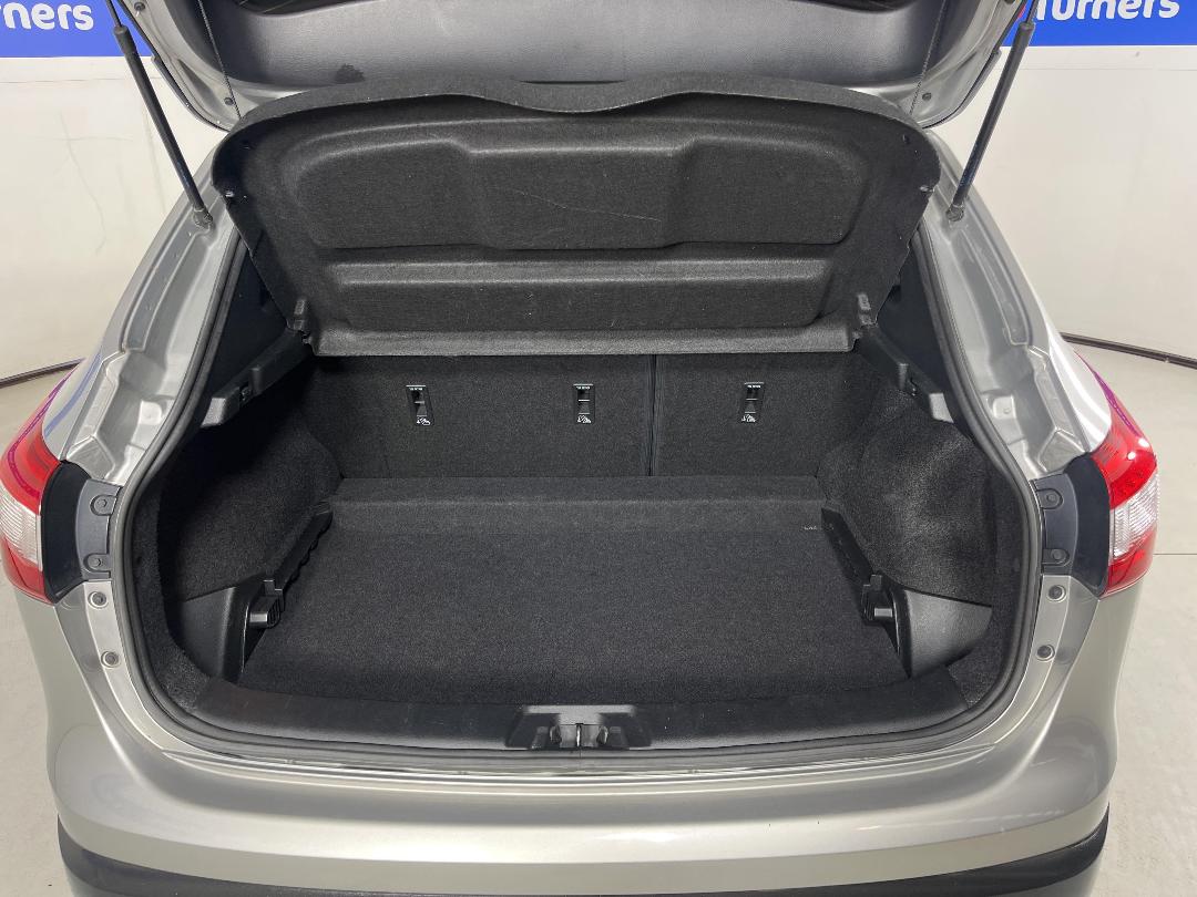 Photo '14' of Nissan Qashqai Photo '14' of Nissan Qashqai