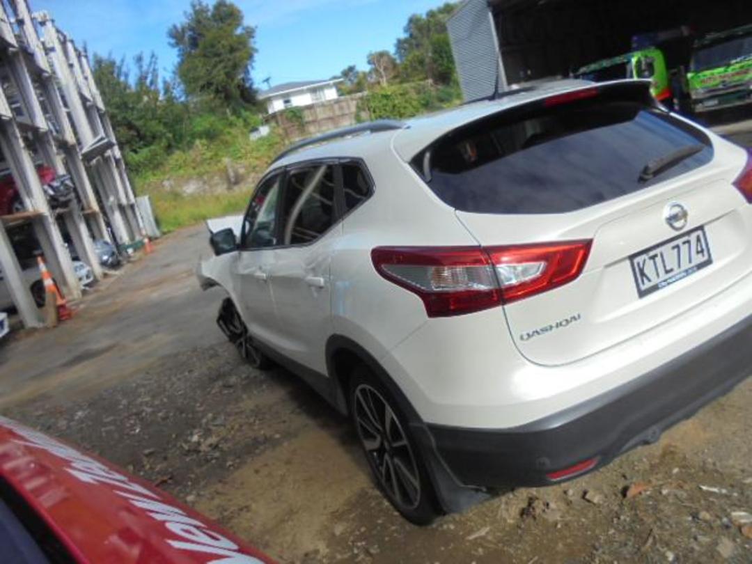 Photo '4' of Nissan Qashqai TI