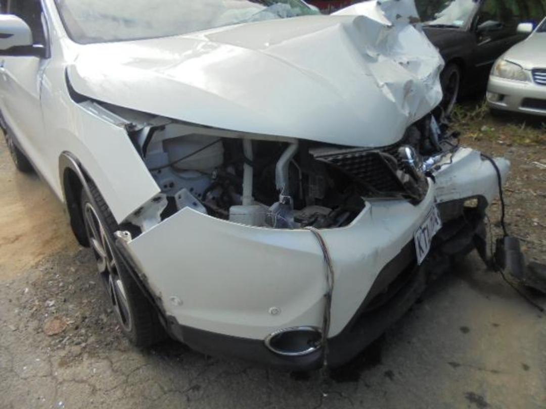 Photo '18' of Nissan Qashqai TI