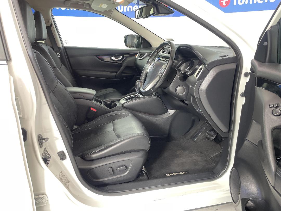 Photo '16' of Nissan Qashqai