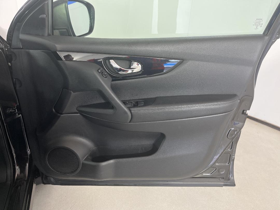 Photo '15' of Nissan Qashqai