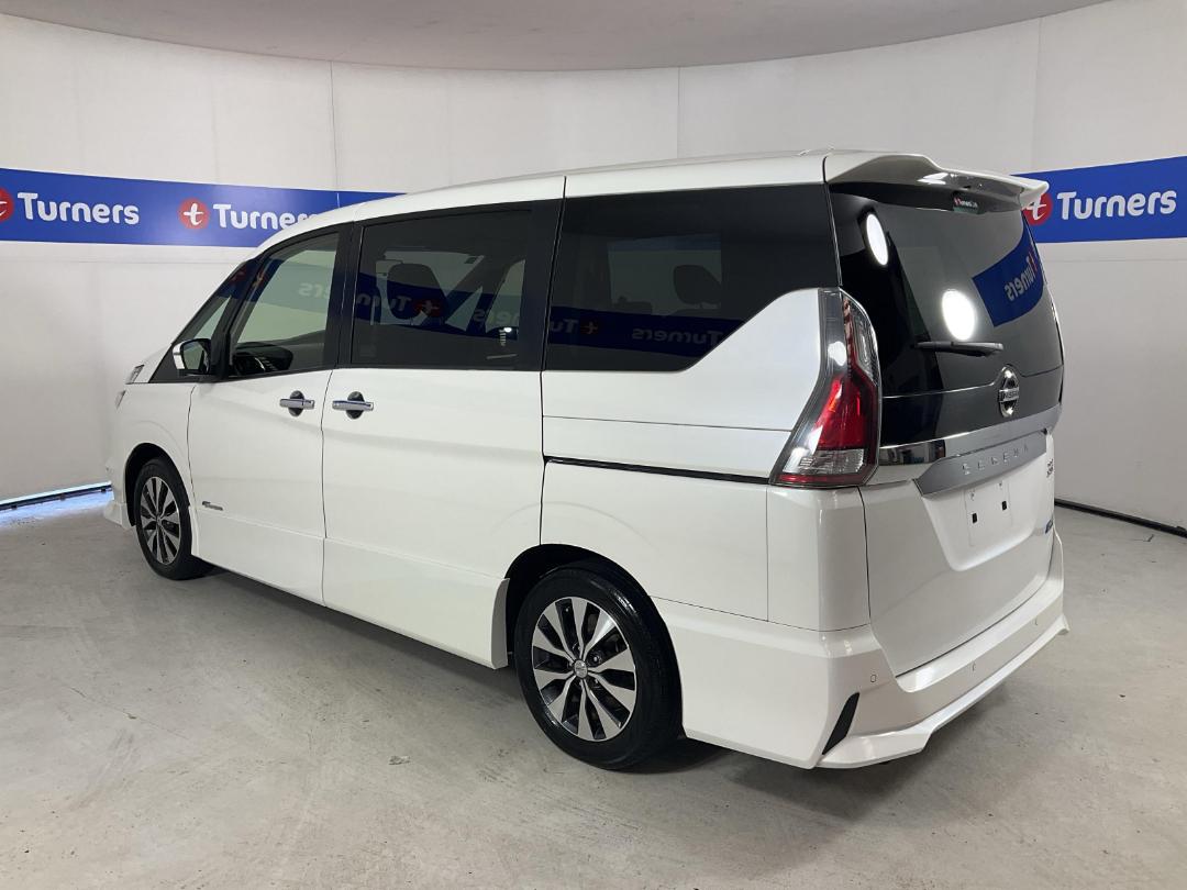 Photo '5' of Nissan Serena