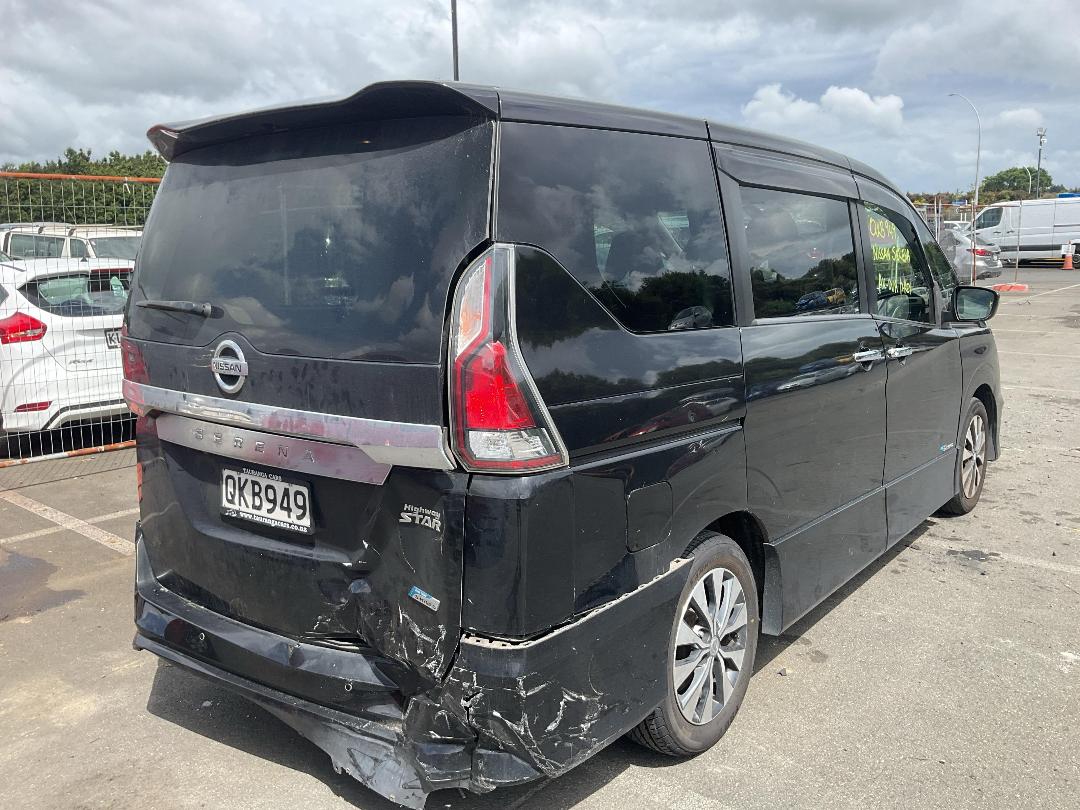 Photo '6' of Nissan Serena Highway Star Photo '6' of Nissan Serena Highway Star