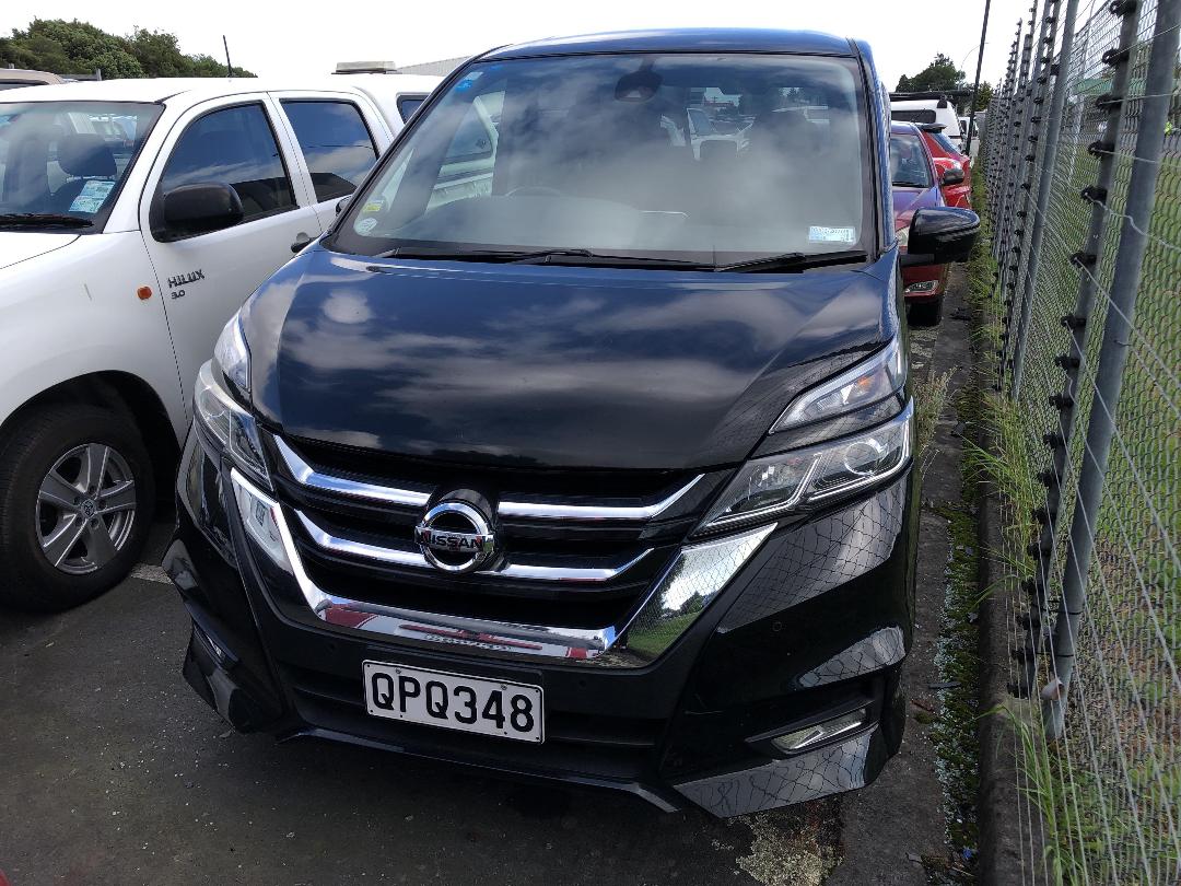 Photo '3' of Nissan Serena 2L Petrol Hybrid