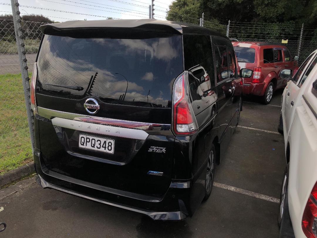 Photo '4' of Nissan Serena 2L Petrol Hybrid