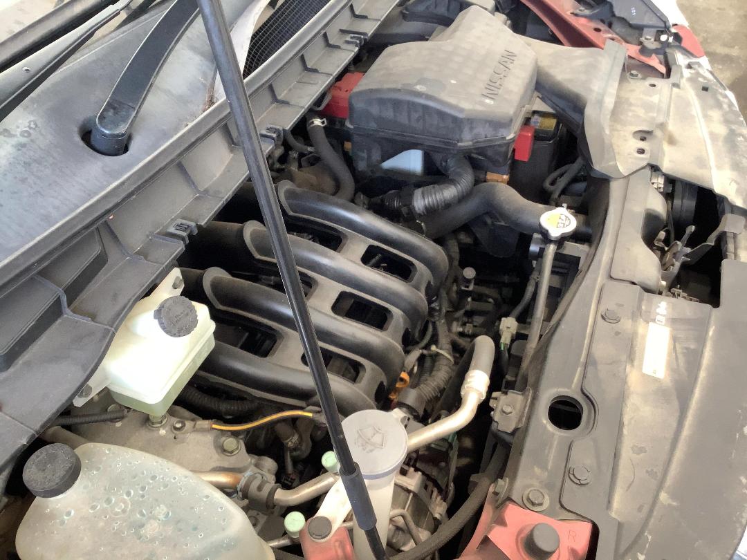 Photo '11' of Nissan Serena