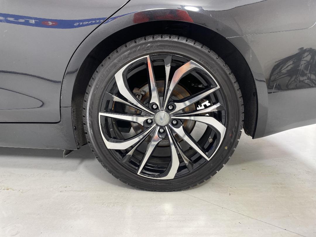 Photo '11' of Nissan Skyline Photo '11' of Nissan Skyline