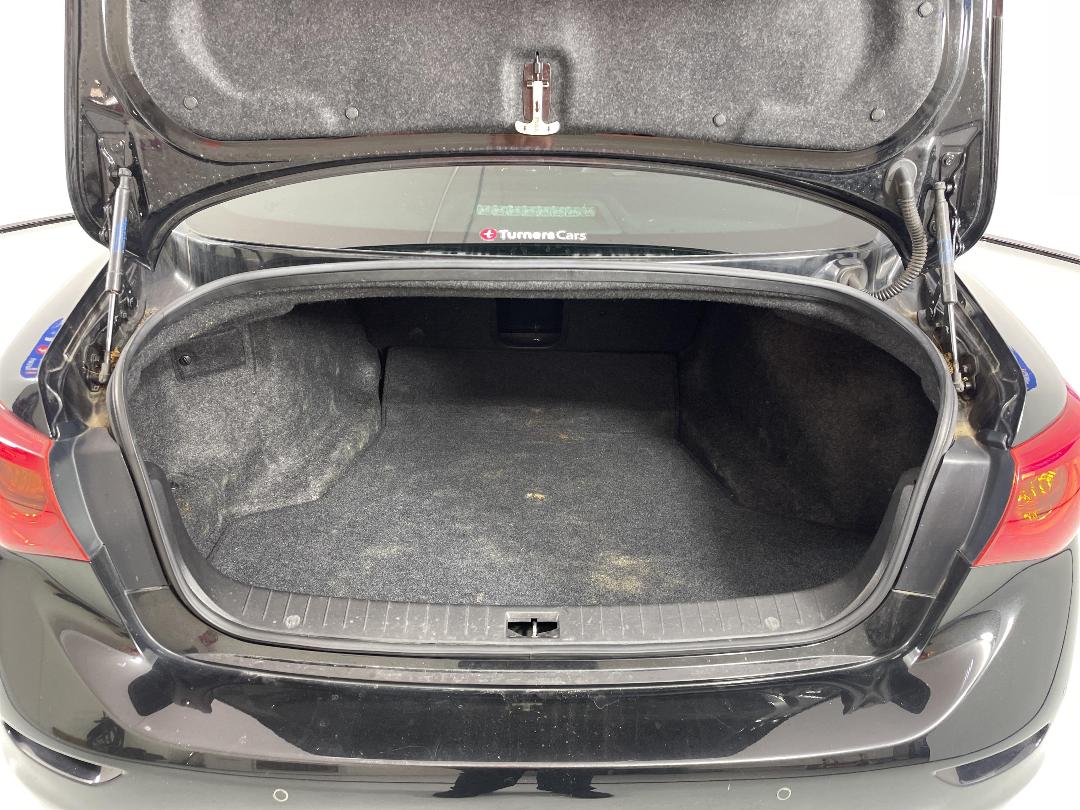 Photo '14' of Nissan Skyline Photo '14' of Nissan Skyline