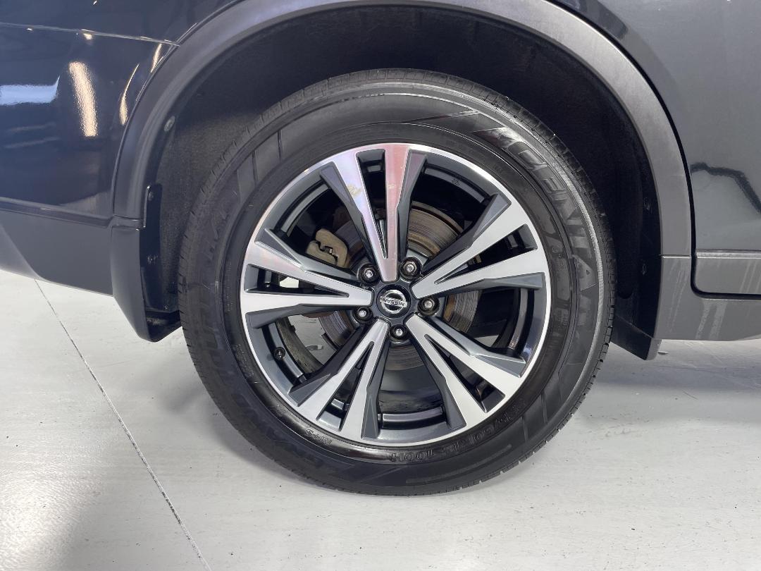 Photo '12' of Nissan X-Trail