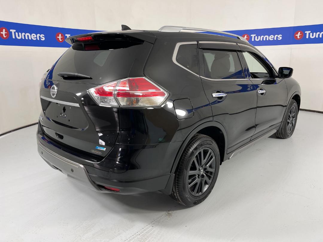 Photo '7' of Nissan X-Trail