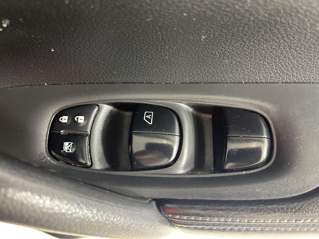 Photo '27' of Nissan X-Trail Photo '27' of Nissan X-Trail