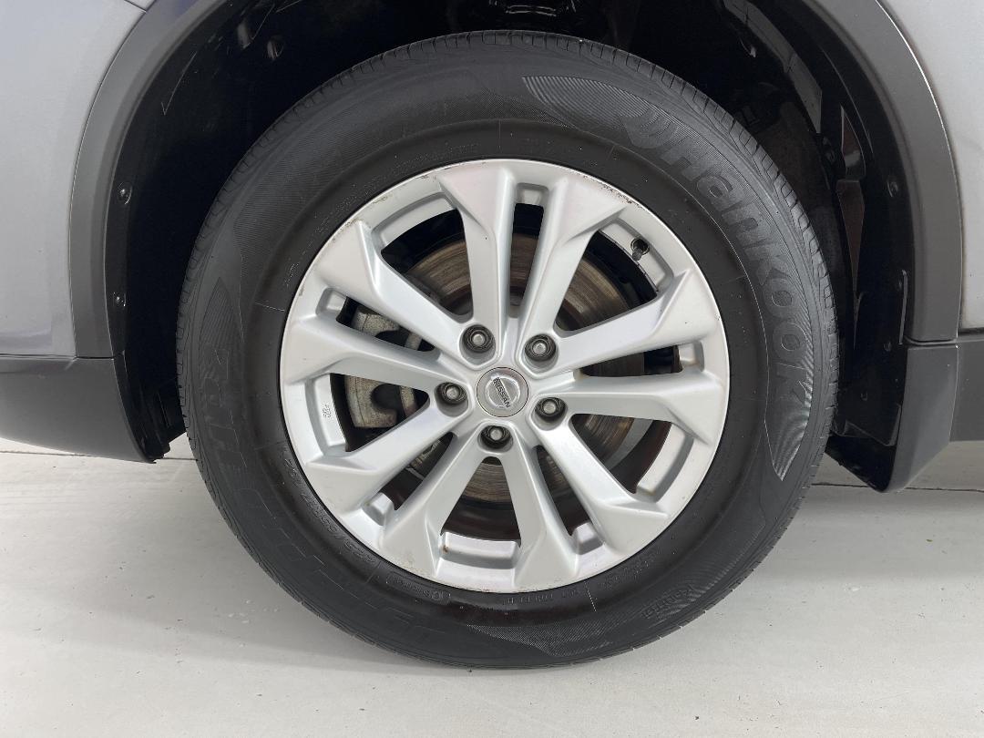 Photo '10' of Nissan X-Trail