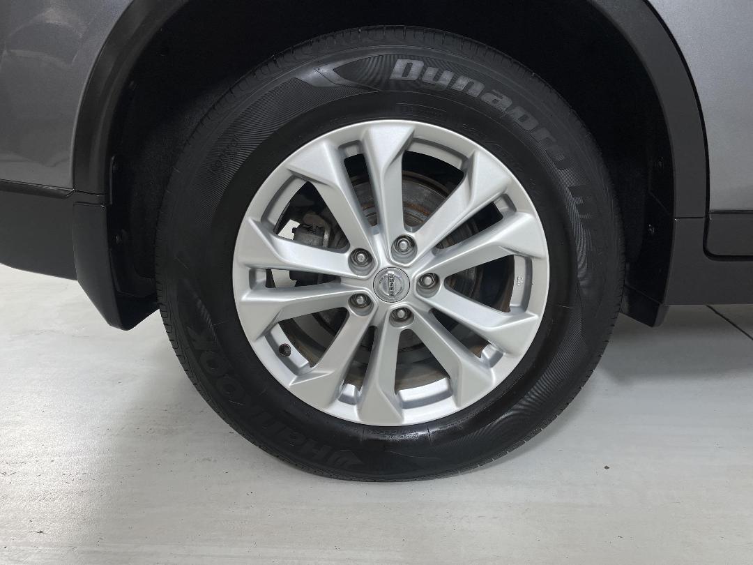 Photo '12' of Nissan X-Trail