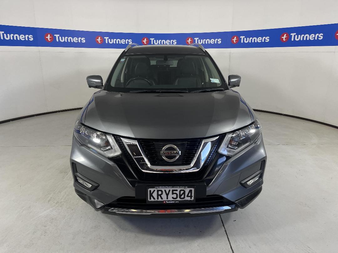 Photo '2' of Nissan X-Trail