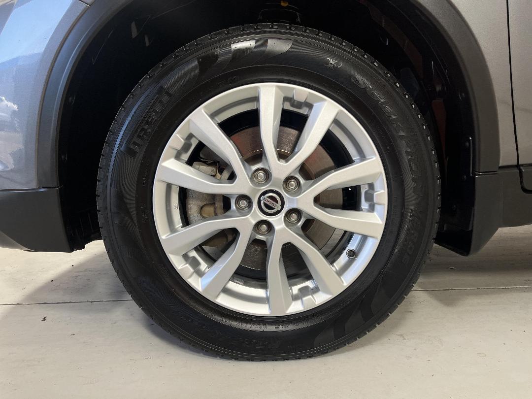 Photo '10' of Nissan X-Trail