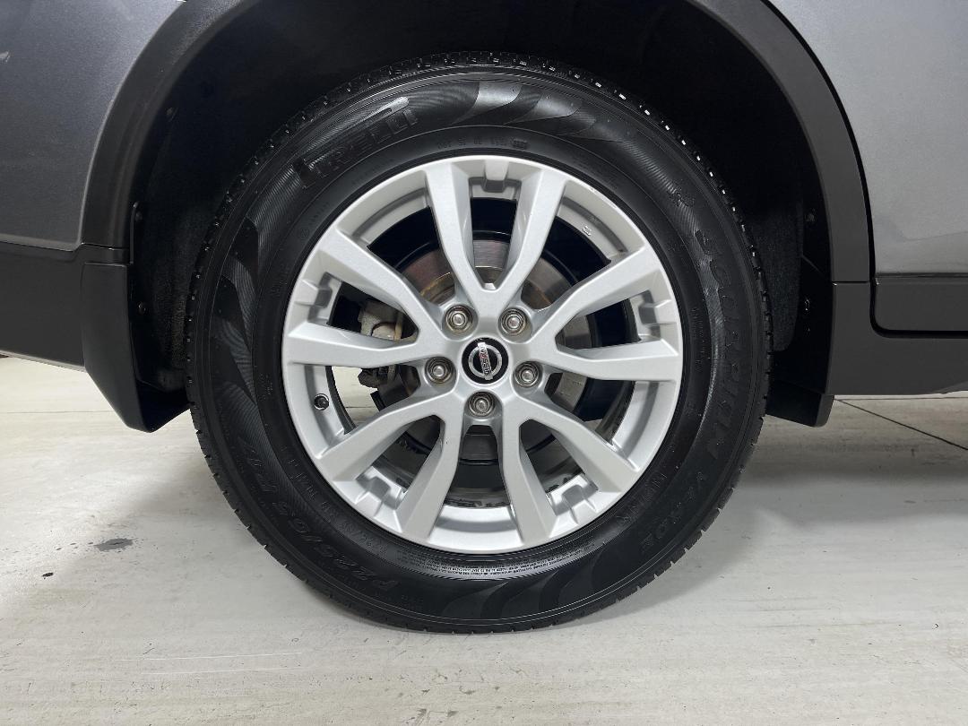 Photo '12' of Nissan X-Trail