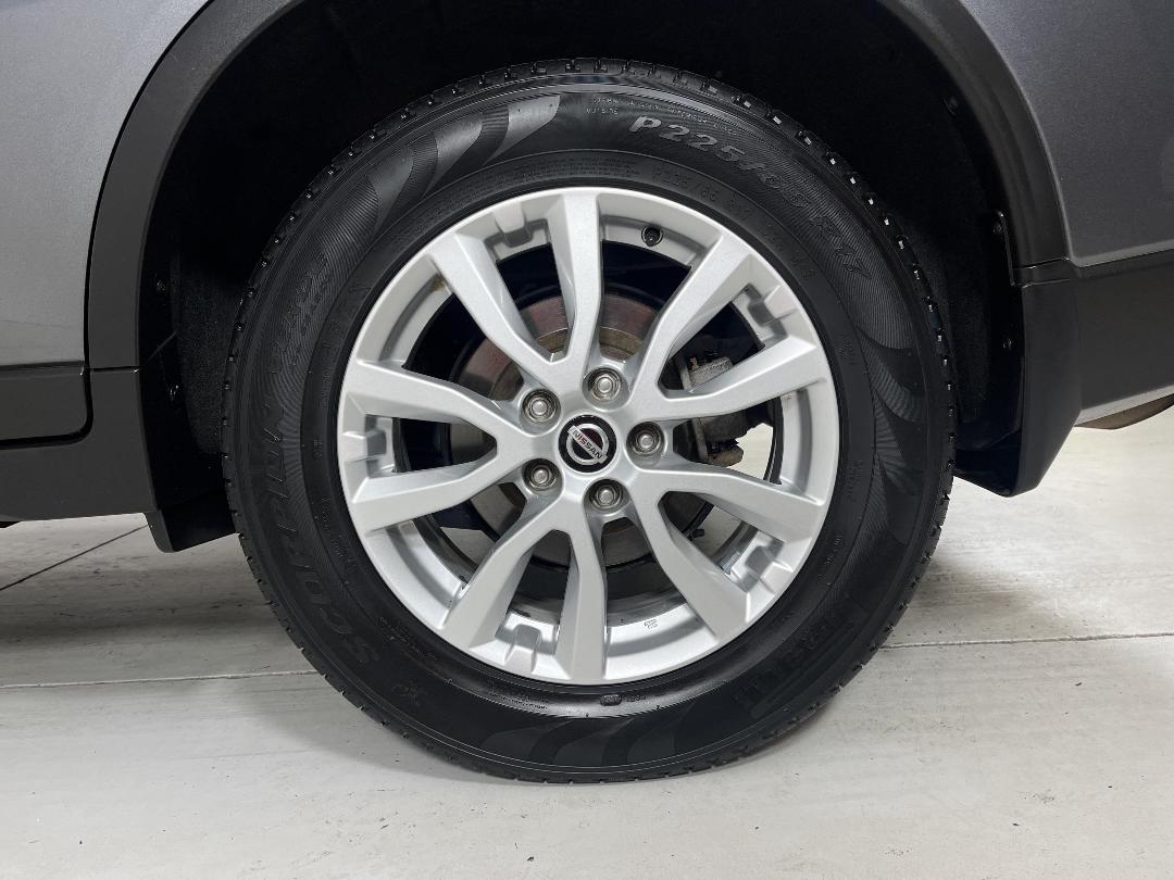 Photo '11' of Nissan X-Trail