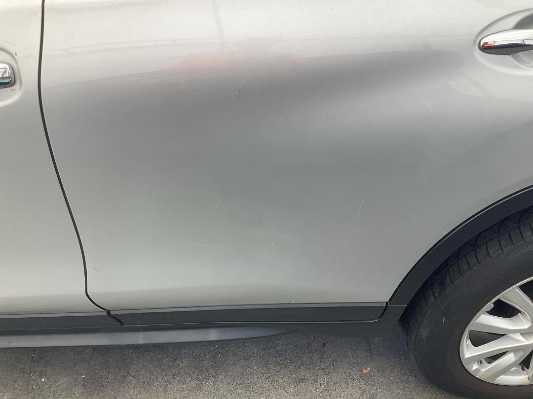 Photo '8' of Nissan X-Trail ST