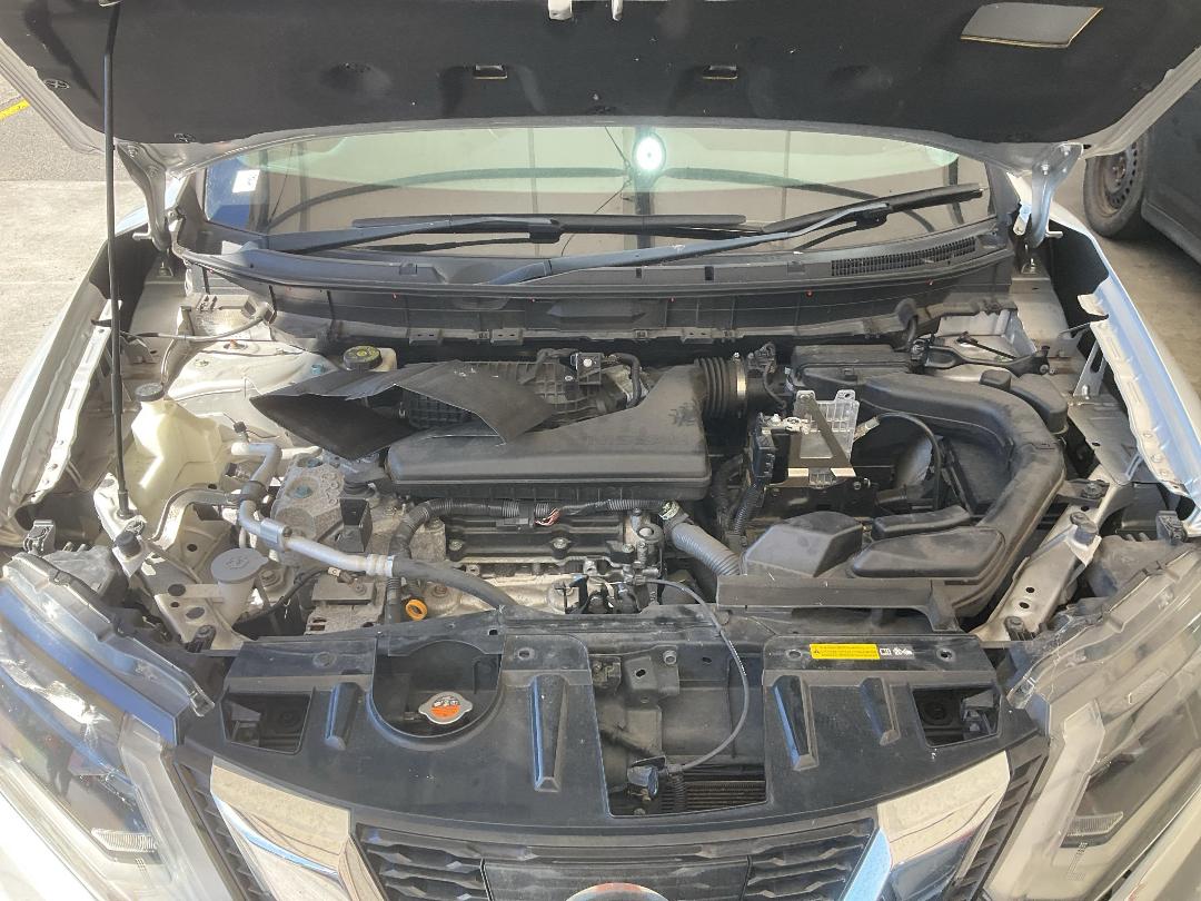 Photo '14' of Nissan X-Trail ST