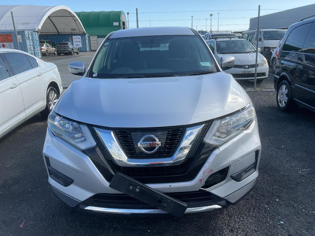 Photo '2' of Nissan X-Trail ST