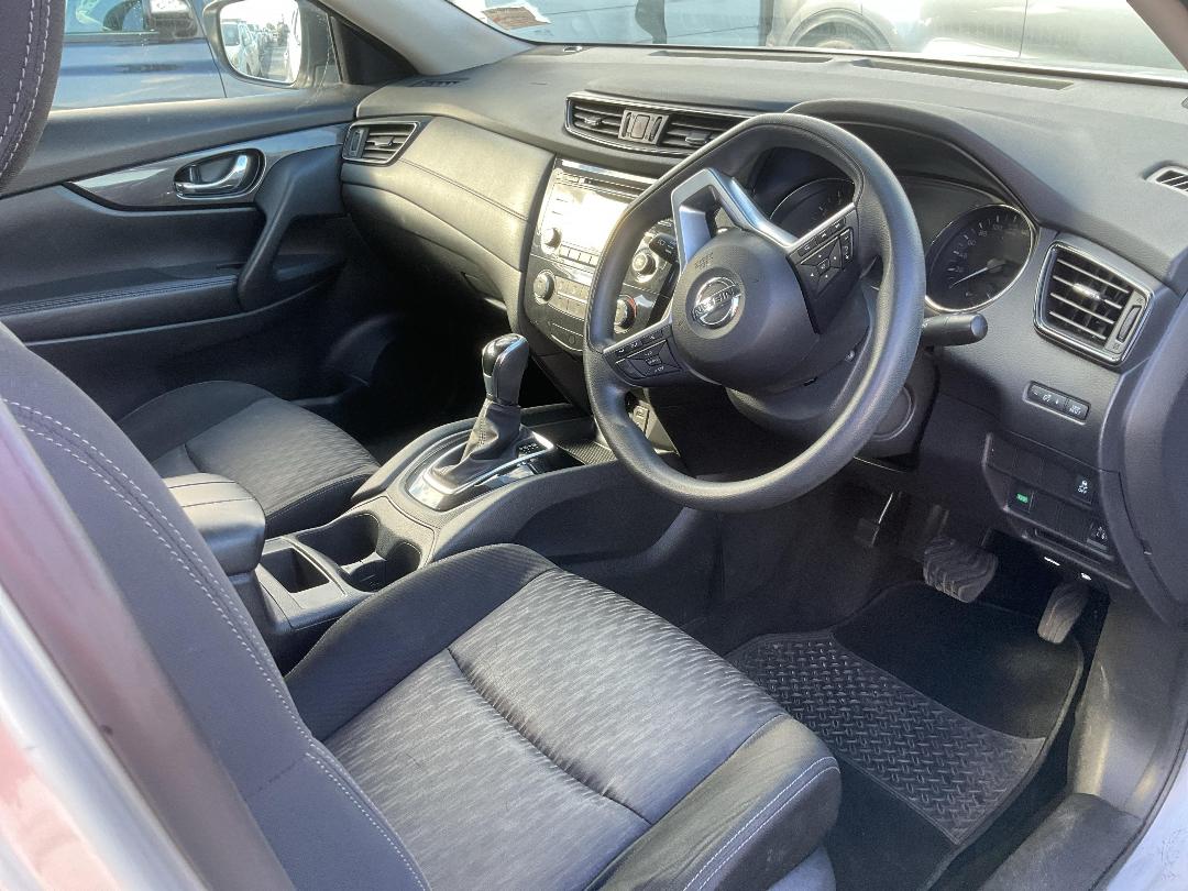 Photo '16' of Nissan X-Trail ST