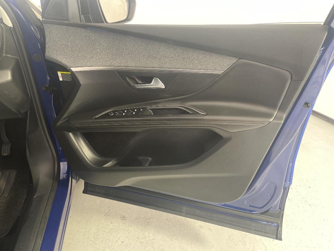 Photo '15' of Peugeot 3008