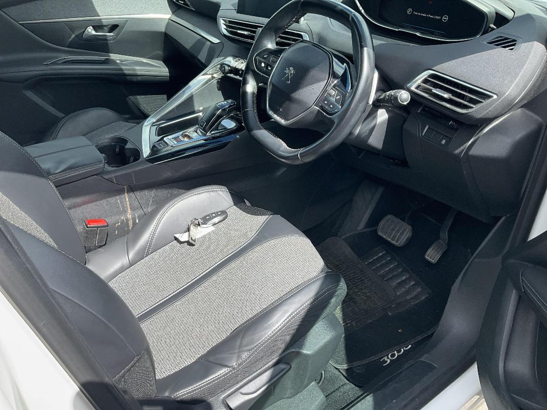 Photo '12' of Peugeot 3008 Allure Photo '12' of Peugeot 3008 Allure