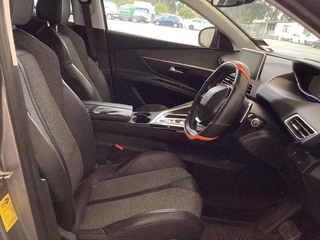 Photo '8' of Peugeot 3008 Allure Photo '8' of Peugeot 3008 Allure