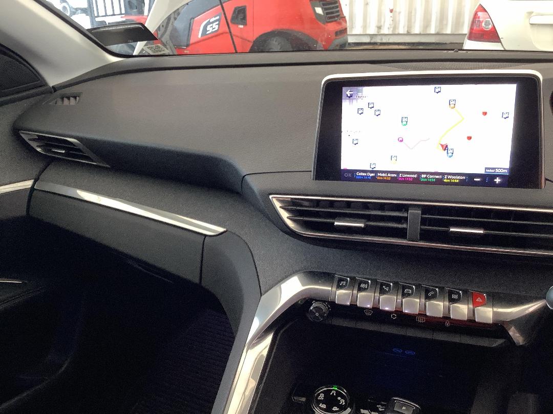 Photo '15' of Peugeot 3008 Allure Photo '15' of Peugeot 3008 Allure