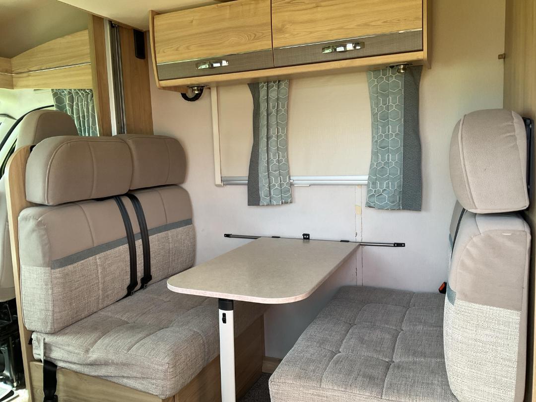 Photo '11' of Peugeot 406 SIGNATURE 196 Motorhome Photo '11' of Peugeot 406 SIGNATURE 196 Motorhome